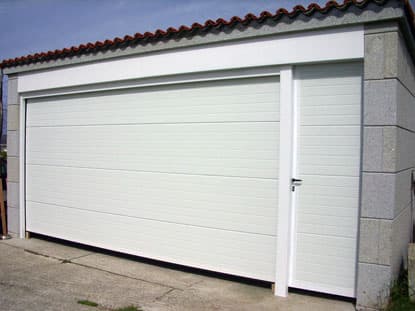 Especialistas en la venta e instalación de puertas seccionales en Santiago